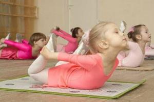 Гимнастика для новорожденных и грудных детей Упражнения для ребенка 1 5 лет